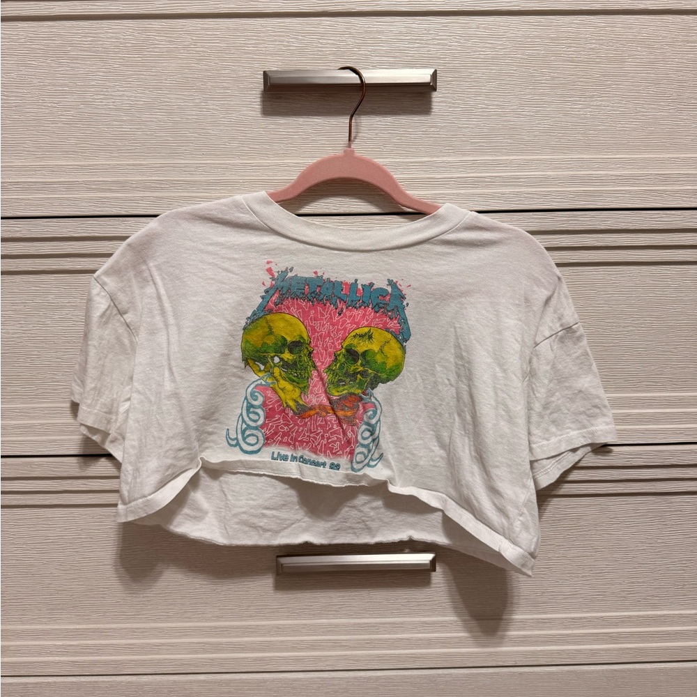 Graphic Crop Top - White